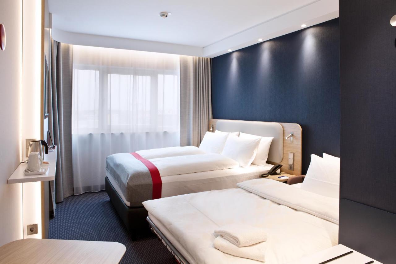 Holiday Inn Express - Offenburg, An Ihg Hotel 外观 照片