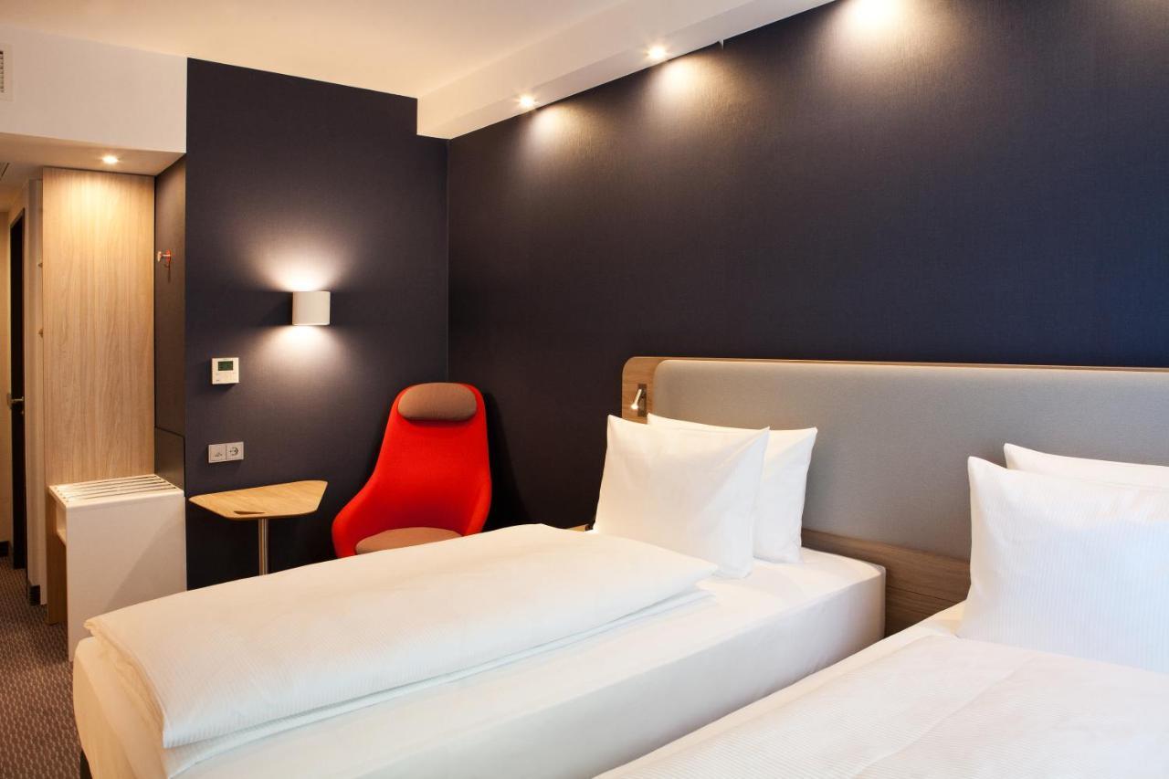 Holiday Inn Express - Offenburg, An Ihg Hotel 外观 照片